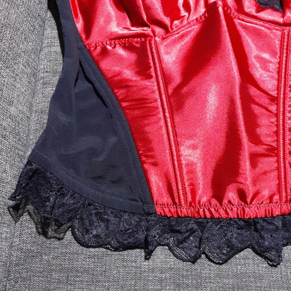 CACIQUE legant Red and Black Lace Bustier Corset Size 14/16 - Picture 7 of 11